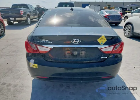 2013 Hyundai Sonata Se z USA, uszkodzony, nr VIN 5NPEC4AC0DH590044